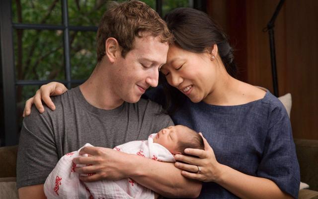 Mark Zuckerberg và vợ đã kỷ niệm ngày sinh của con gái bằng cách tuyên bố tặng 99% tài sản cho hoạt động từ thiện (Ảnh: Nguồn quốc tế)