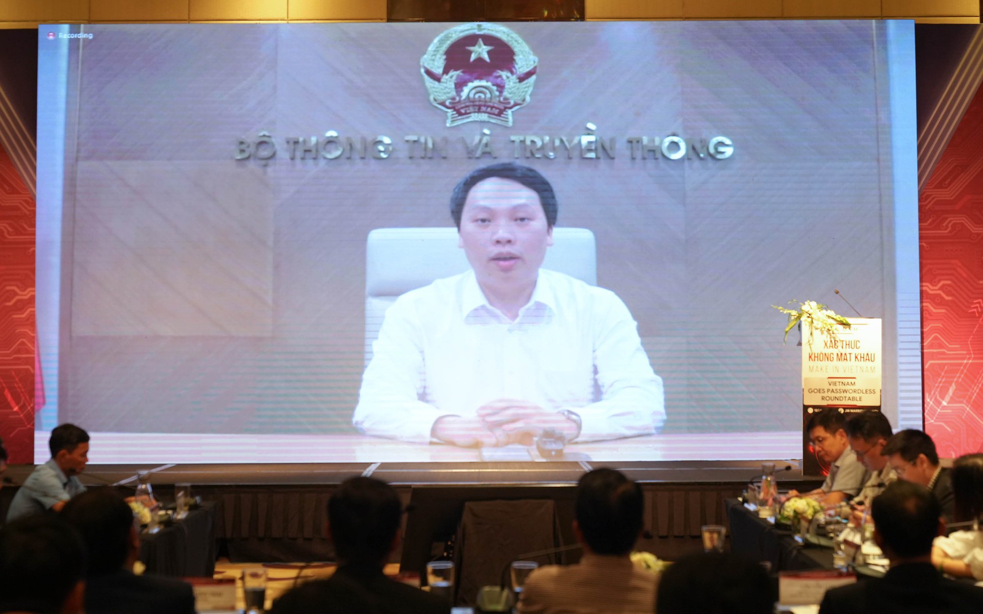 Ông Nguyễn Thành Phúc:Các giải pháp xác thực không mật khẩu "Make in Việt Nam", góp phần hướng tới mục tiêu Việt Nam trở thành cường quốc về ATTT mạng.