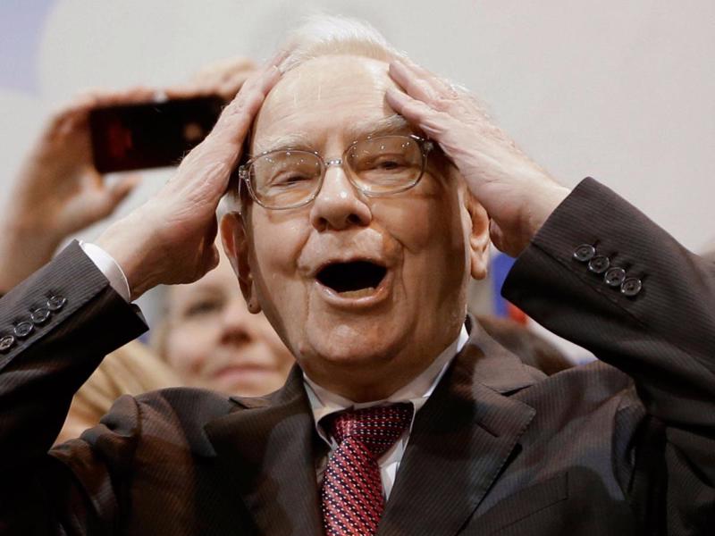 Tỷ phú Warren Buffett: Muốn thành công, nhà đầu tư nên tránh 4 hành động này khi thị trường chứng khoán đỏ lửa