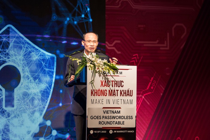 Ông Cấn Văn Lực: công nghệ xác thực không mật khẩu là xu thế tất yếu và vấn đề hiện nay là hướng đi, cách làm sao cho phù hợp, hiệu quả ở Việt Nam