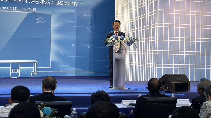 Bộ trưởng Bộ TT&TT Nguyễn Mạnh Hùng phát biểu tại lễ khai trương TTDL Tân Thuận của CMC tại quận 7, TP. HCM.